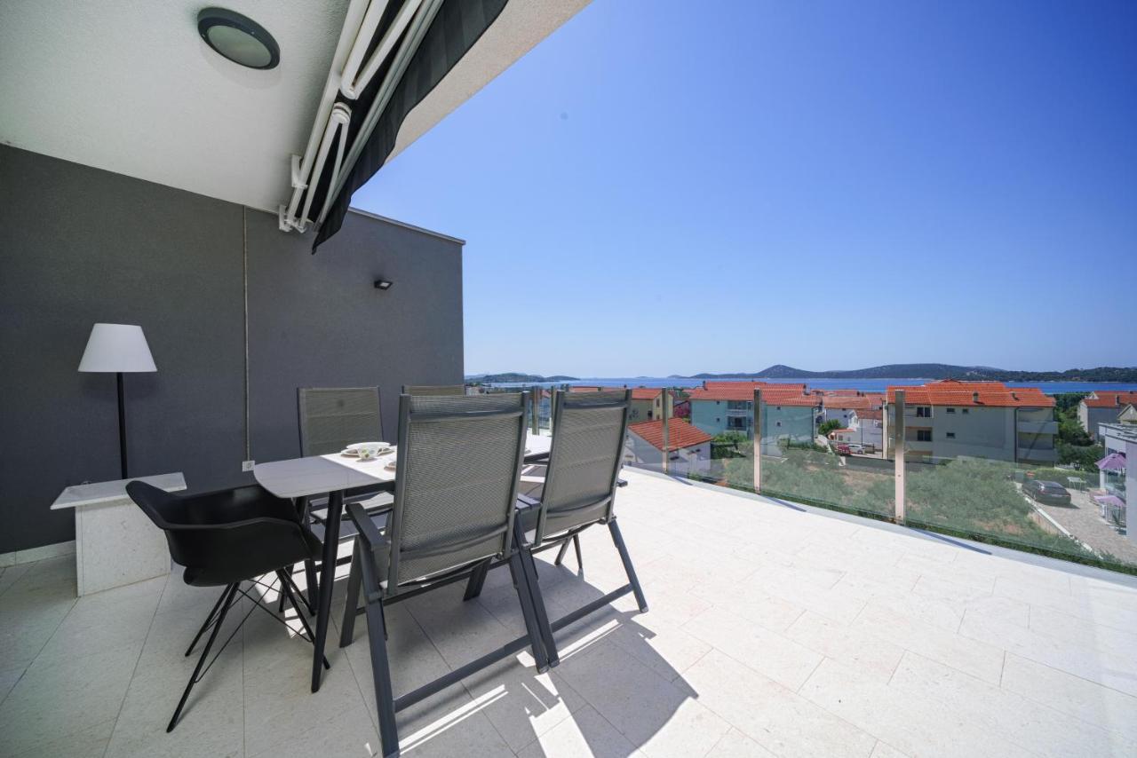 Villa Karen Vodice Grgurev Ante Kukure 93 Exterior foto